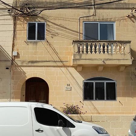 Dynesty B&B Birżebbuġa エクステリア 写真